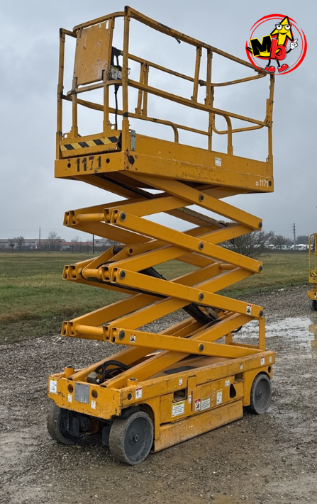 Plataforma de tijera Haulotte Compact 10N compacta para espacios reducidos