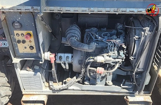 Plataforma elevadora SkyJack SJ6832RT con motor diésel