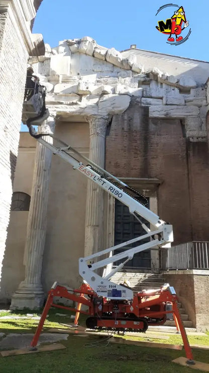 Araña Easy Lift R190 compacta para trabajos en Roma 