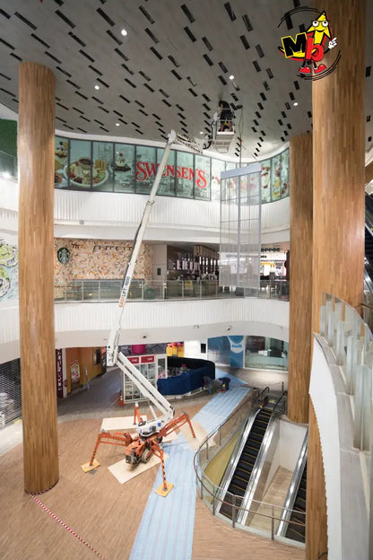 Araña EasyLift R210 Plataformas Elevadoras Nuevas en centre comercial