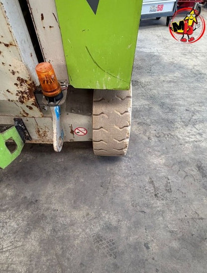 Ruedas de la ITEC 12151 asegurando estabilidad y seguridad en cada movimiento