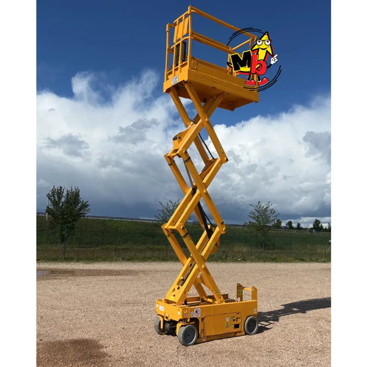 Plataforma vertical Genie 1532 en posición de trabajo maxima altura 